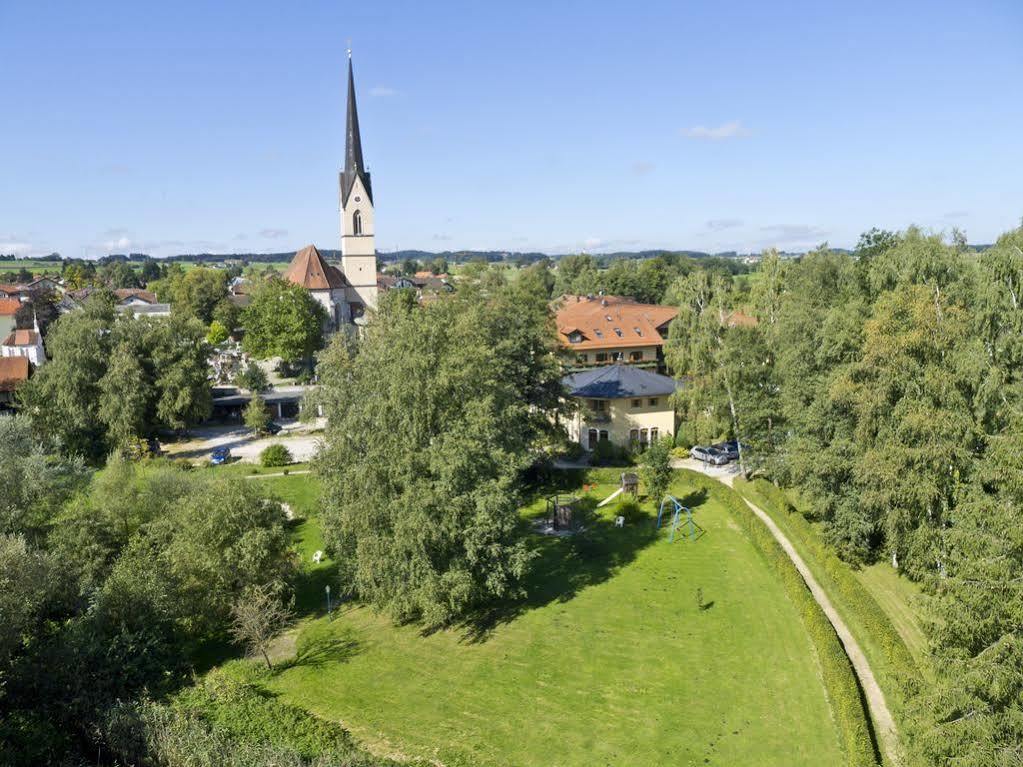 Hotel Oberwirt Obing Exterior foto